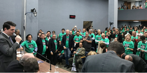 Carta com Aviso de Recebimento causa prejuízo ao consumidor 